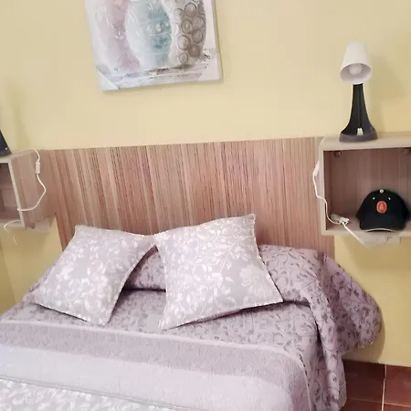 Charming House In With Terrace Holiday home *