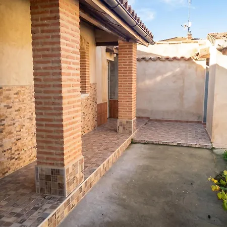 Casa de Férias Charming House In With Terrace *