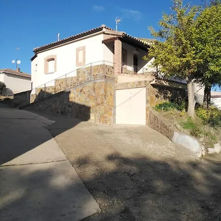 Casa de Férias Charming House In With Terrace *